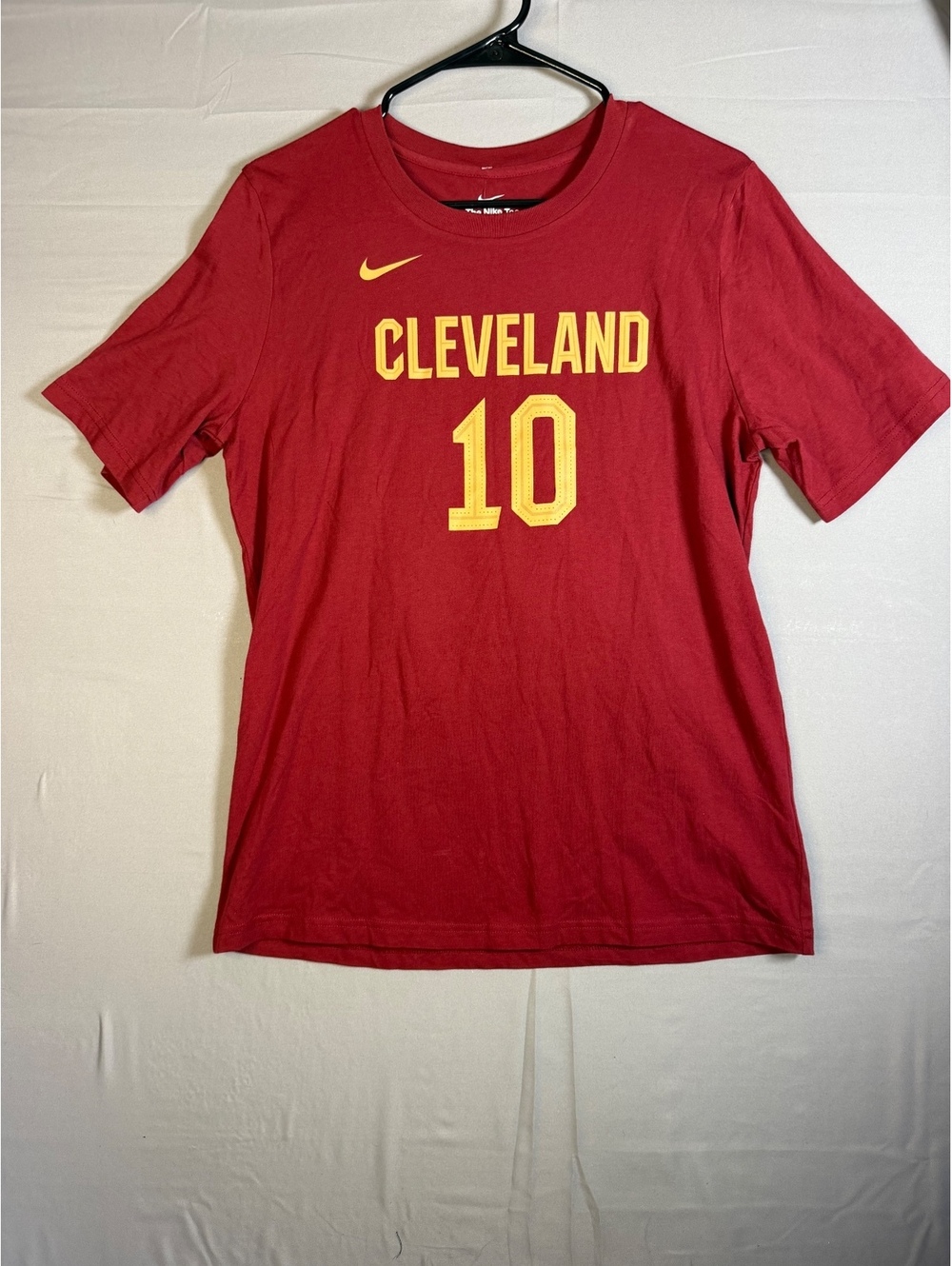 Nike Cleveland Cavaliers Darius Garland 10 T-Shirt Size XL 18/30